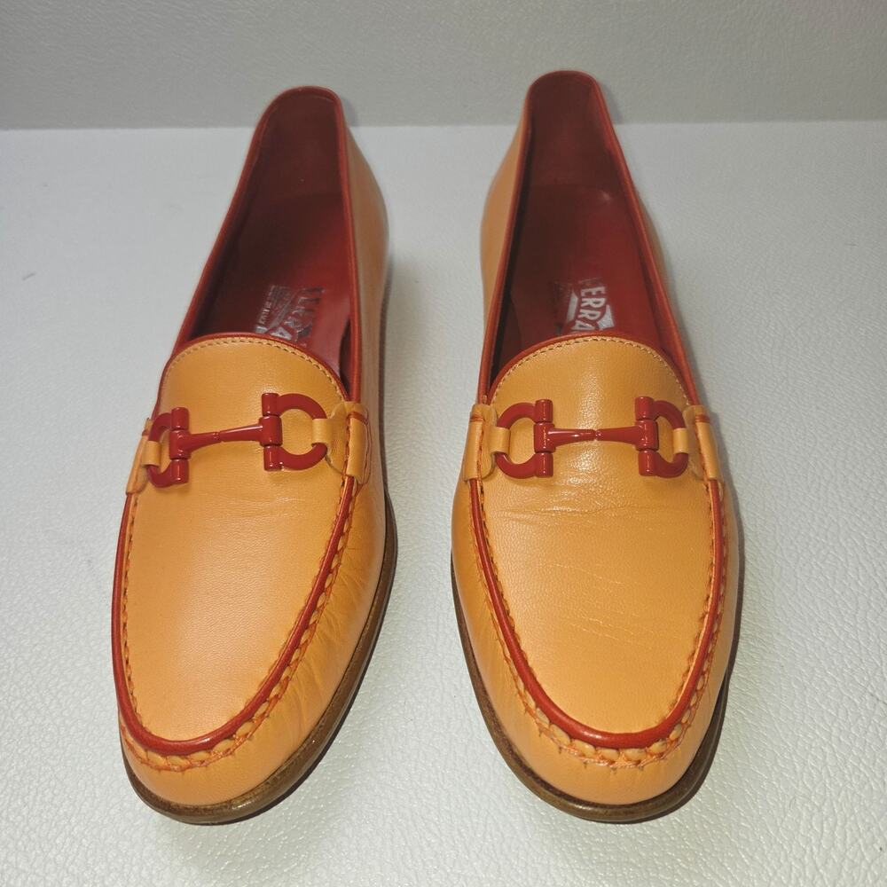 Salvatore Ferragamo Loafers Womens 7.5 Orange Leather Gancini Bit Flat Italy